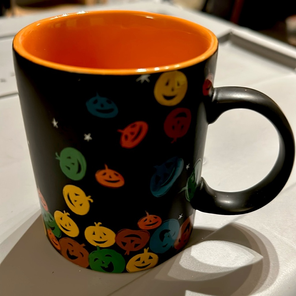 2007 Starbucks Pumpkin mug
